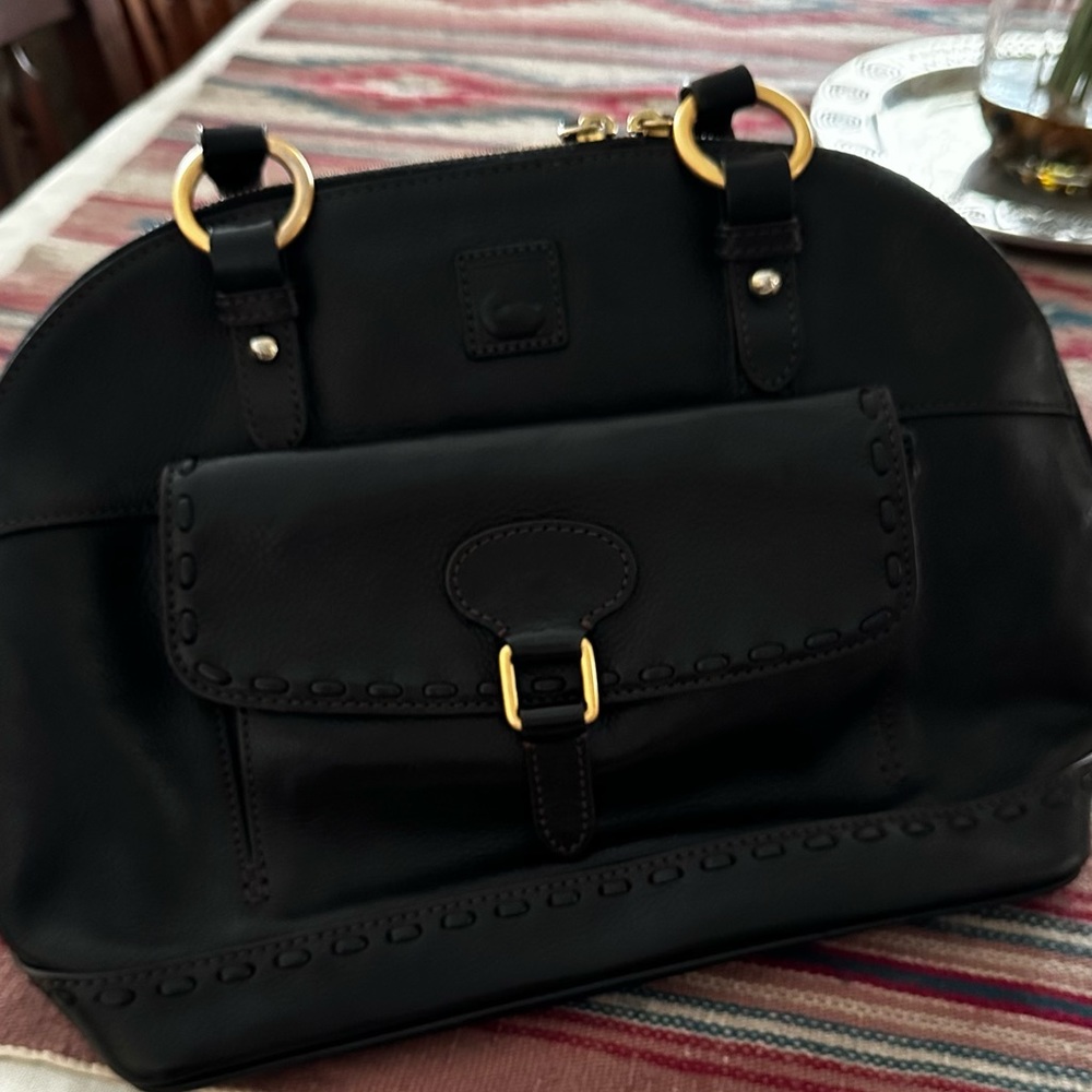 Vintage Dooney ! Large, black, used but still has loads of life